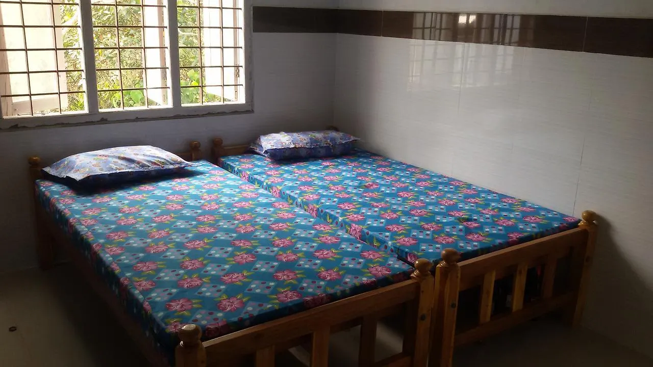Amrutha Tourist Home Chottanikara